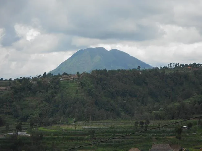 Foto Gunung Telomoyo