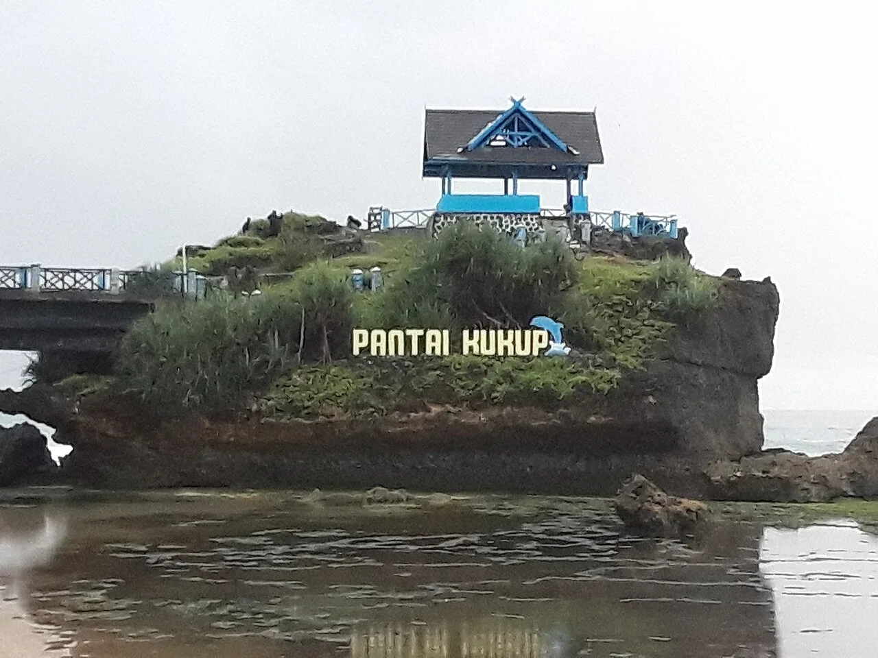 Foto Pantai Kukup
